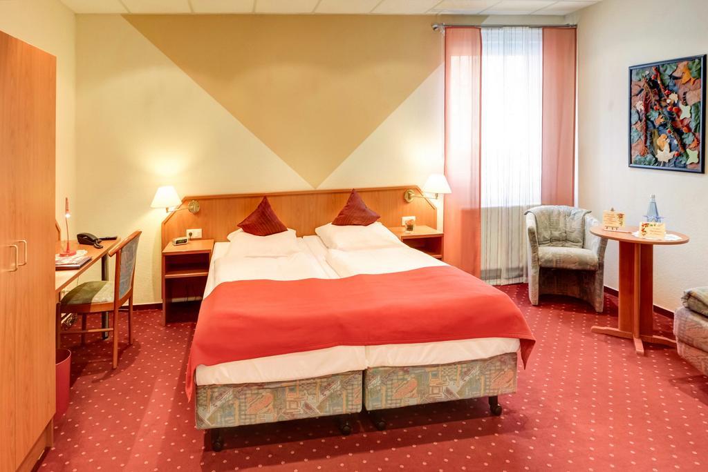 Hotel Restaurant Zum Werdersee Brême Extérieur photo
