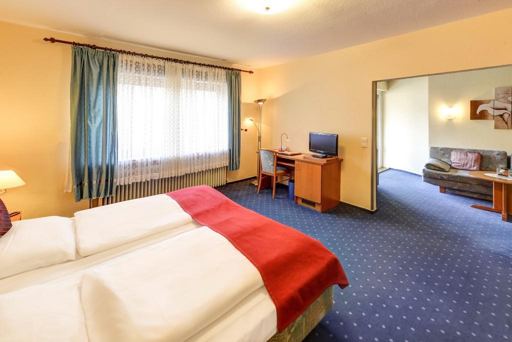 Hotel Restaurant Zum Werdersee Brême Extérieur photo